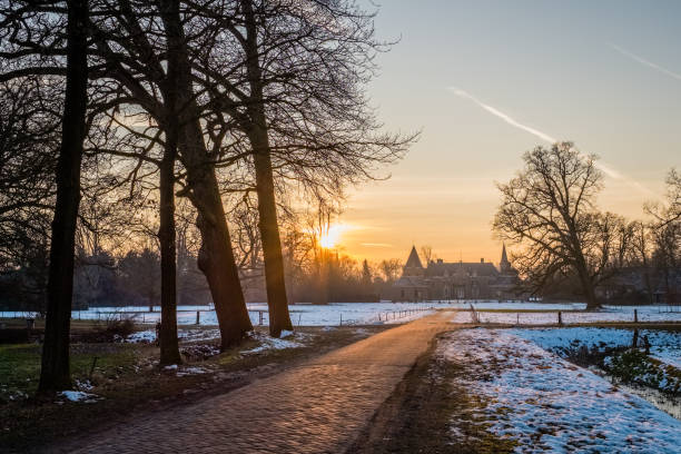 istock Sun is setting on Castle Twickel near Delden (The Netherlands) 659507790