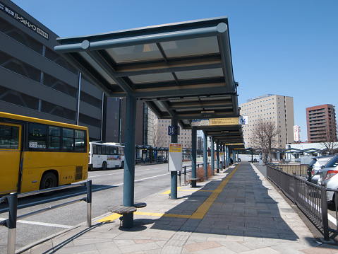 Bus terminal