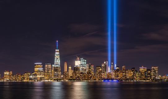 Tributo en luz desde Liberty State Park, New Jersey photo