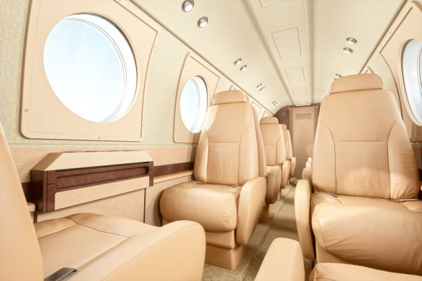 интерьер бизнес-джета - vehicle interior corporate jet jet private airplane стоковые фото и изображения