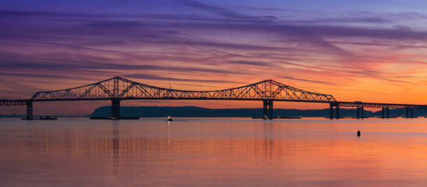 istock Colorful sunset over Tappan Zee Bridge 659661990