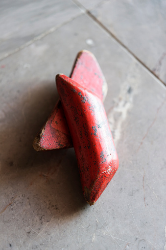 Red Chinese cast lot wood for prediction on ground