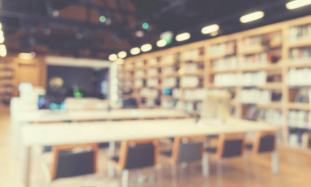 biblioteca sala - poco profundo fotografías e imágenes de stock