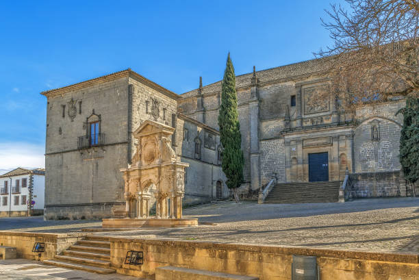 istock Santa Maria fountain,  Baeza, Spain 659988522