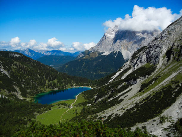 istock Mountainview at the Zugspitze 659996328
