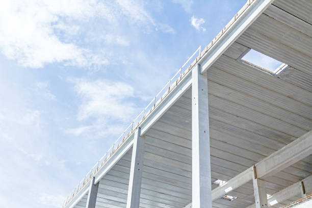 istock Unfinished tall concrete edifice, skeleton 660005490