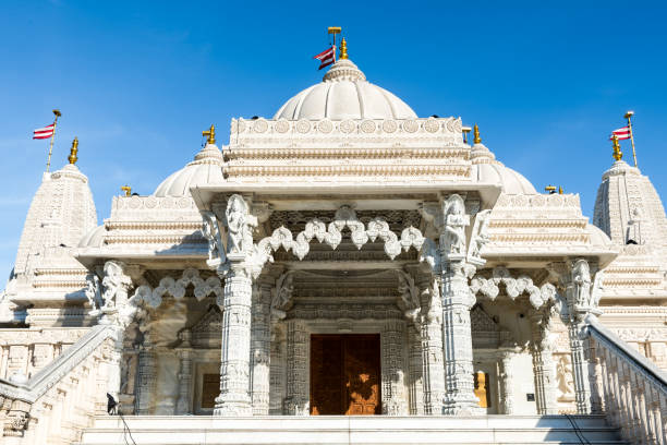 istock BAPS Shri Swaminarayan Mandir of Chicago 660023324