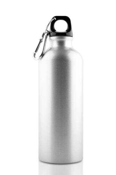 istock Aluminum bottle water isolated 660078576