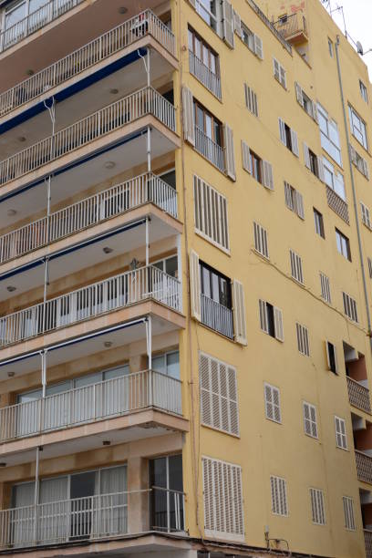 istock House barrels / City views in Mallorca - Spain 660174678