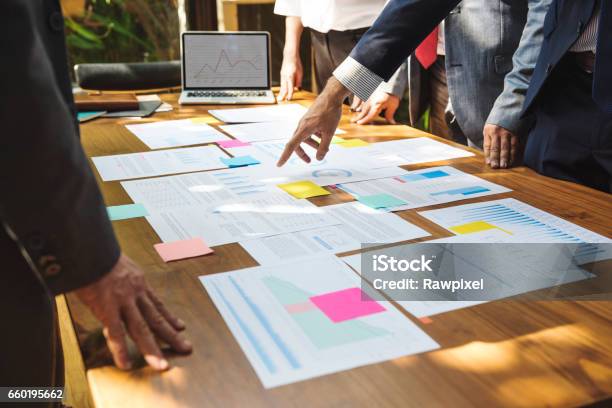 Corporate Geschäftsleute Konzept Stockfoto und mehr Bilder von Geschäftsplan - Geschäftsplan, Papier, Marketing