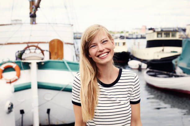 istock Toothy smile woman 660267052