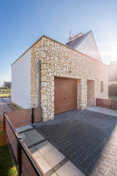 istock Beautiful house in the suburbs 660339526