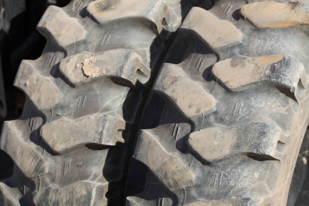 istock Profile of an excavator tire 660351596
