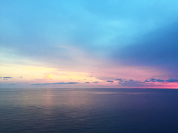 istock Calming sunset over the ocean 660395800