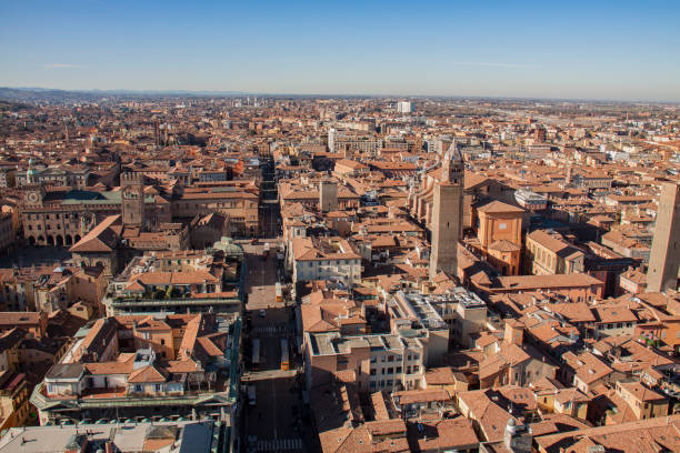 Fisheye view from the Asinelli tower.More Italian pictures on this lightbox: