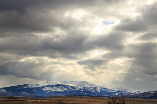 istock Montana Valley and Mountain Peaks. 660419294