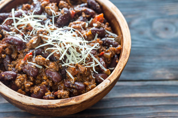 istock Bowl of chili con carne 660462292