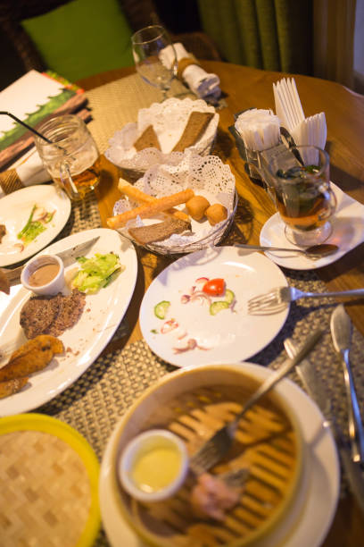 istock Eaten meal on a table in a restaurant 660475316