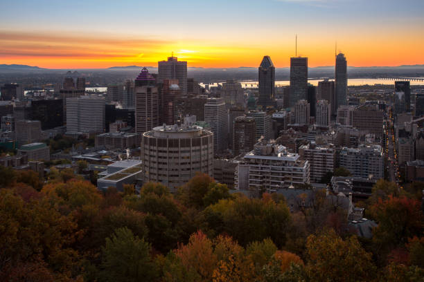istock Montreal Cityscape at Sunrise, Canada 660560548
