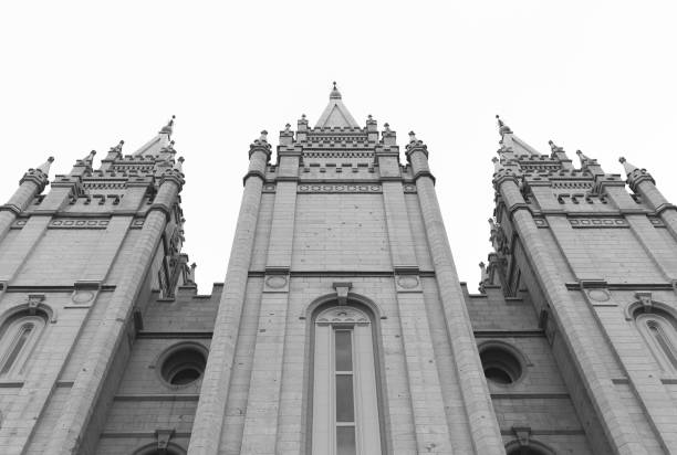 iglesia sud en utah - temple mormonism salt lake city temple square fotografías e imágenes de stock