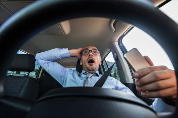 istock Oh no, I am going to crash! 660601004