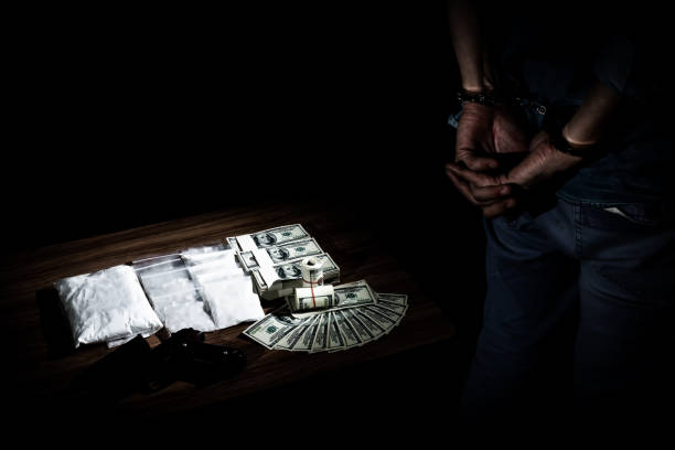 istock final time of drug dealer 660656600