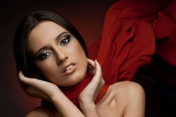 istock beautiful girl 660689758