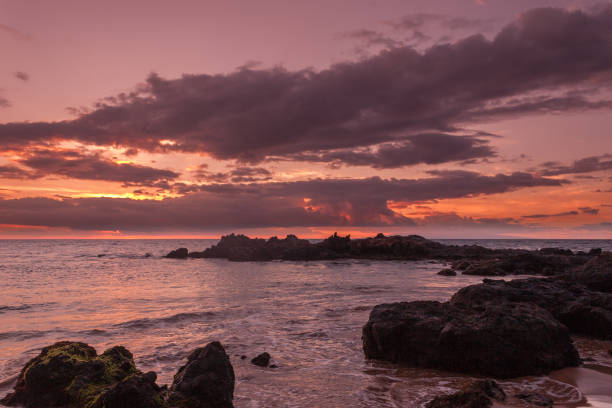 istock Beautiful Tropical Maui Sunset 660772800
