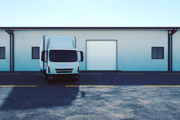 istock Truck and warehouse, concept image 660937304