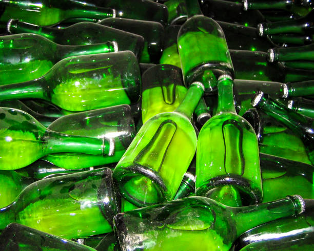 istock Green Glass Wine and Beer Bottles 660955530