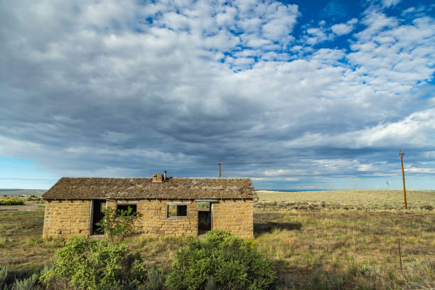 istock Abandoned in the High Desert 660985556