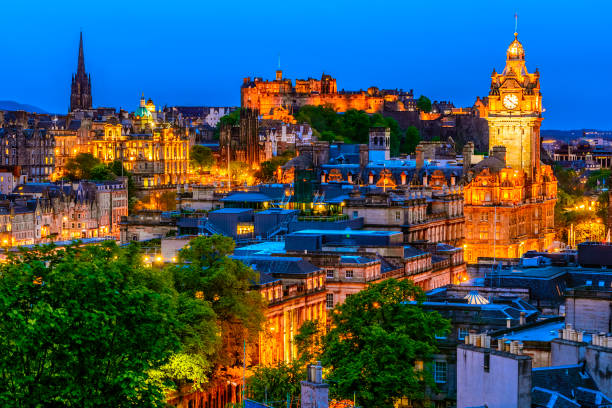 istock Edinburgh cityscape in the evening, Scotland 660991954