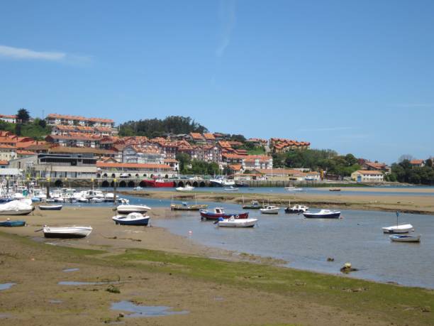 istock San Vicente de la Barquera 661000568