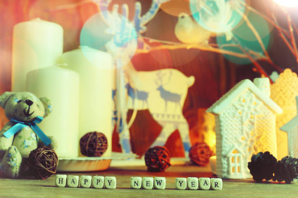 구성 양 초 분기 장난감 - christmas wood ambient candlestick holder 뉴스 사진 이미지