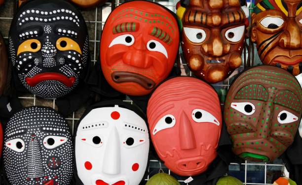 istock Korean traditional masks 661227104