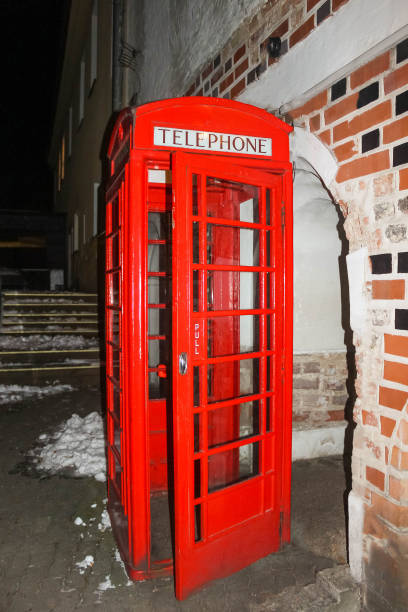 istock Traditional old style UK red phone box 661410334