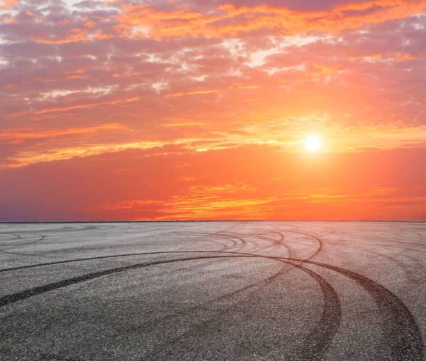 istock Asphalt road and sky at sunset 661477990