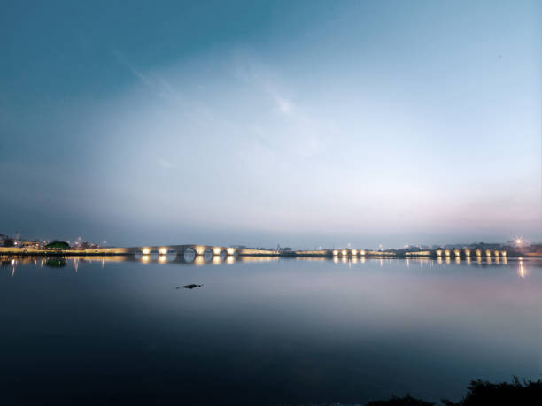 istock Kanuni Sultan Suleyman Bridge in Istanbul 661583012