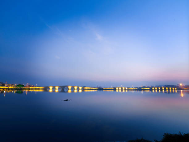 istock Kanuni Sultan Suleyman Bridge in Istanbul 661583106
