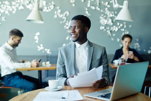istock Economist with papers 661599912