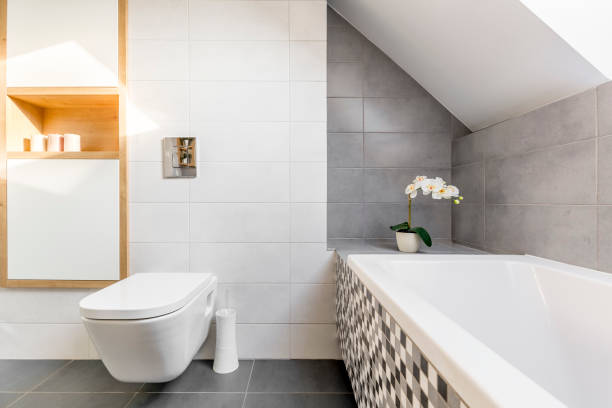 istock Attic bathroom with bathtub 661709838