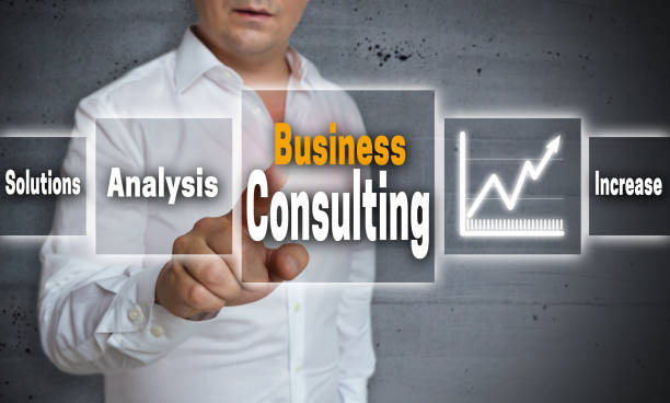 istock Business consulting concept background is shown by man 661760550