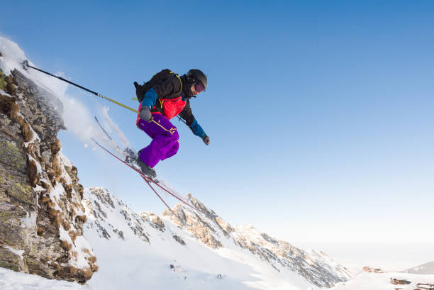 istock Male skier doing extreme tricks on skis 661799260
