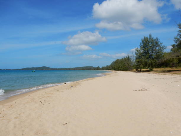 istock Vung Bau beach, Phu Quoc, Vietnam 661868446
