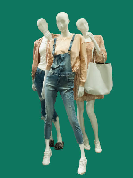 istock Three full-length female mannequins 661906846