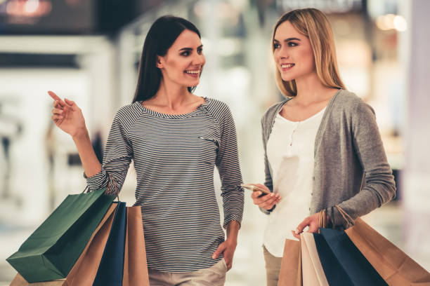 istock Girls going shopping 662143078
