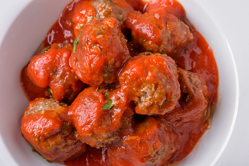 Meatball in tomato sauce