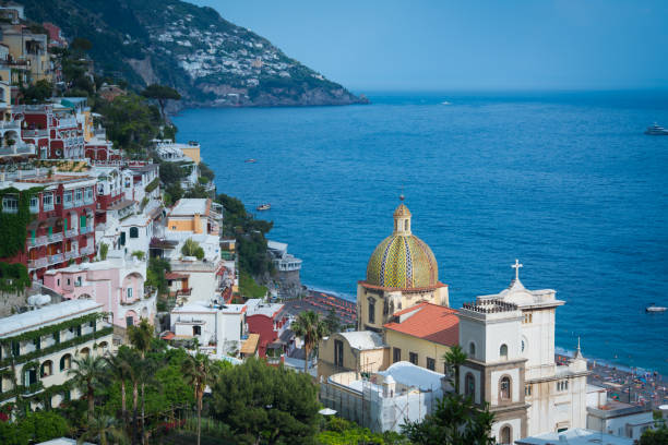 istock Colorful Positano, turquoise sea 662508496