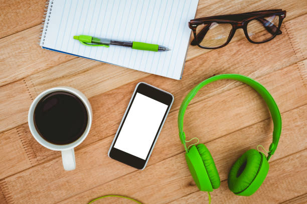 istock View of a business desk 662548776