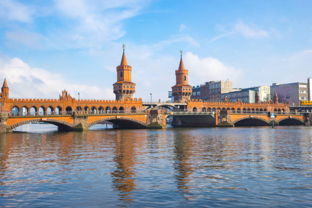 istock The Oberbaumbruecke in Berlin city, Germany 662708012